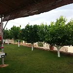 Panorama בית הארחה 3*